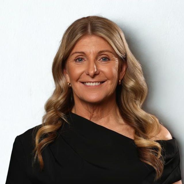 Deb McColl-cropped