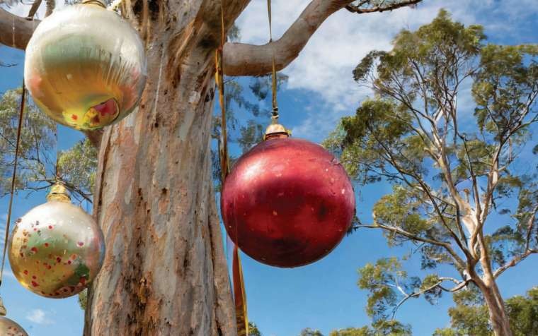 Small-Towns-Festive-Decorations-Grant-Cover