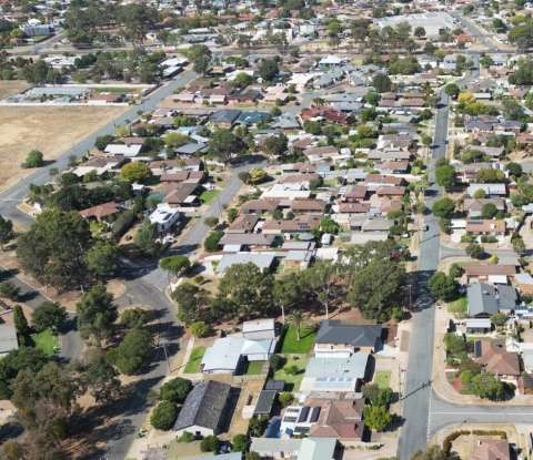 Aerial photo of a Shepparton neighbourhood.