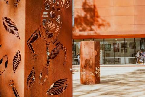 Steve Dimopoulos Visit White Night Artwork 07 GSC04585 28 September 2022 Lingy