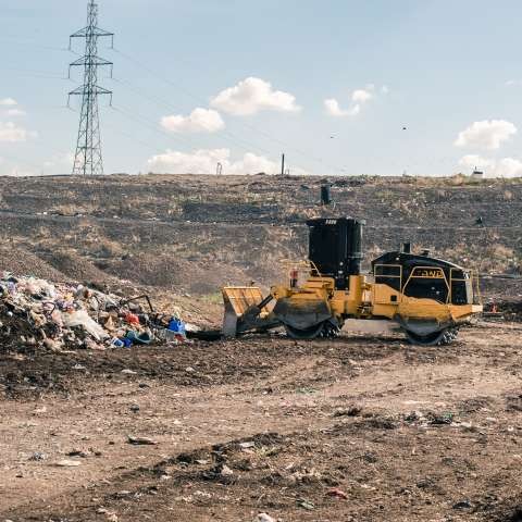 Bin Contamination Social Tile