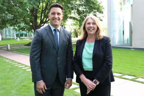 Mayor Cr Sali and Minister King 